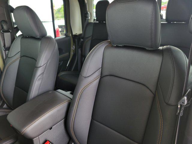 new 2025 Jeep Gladiator car, priced at $36,458