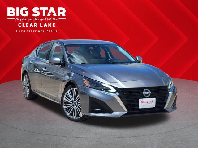 used 2023 Nissan Altima car, priced at $20,599