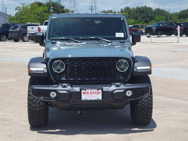 new 2025 Jeep Wrangler car, priced at $43,052