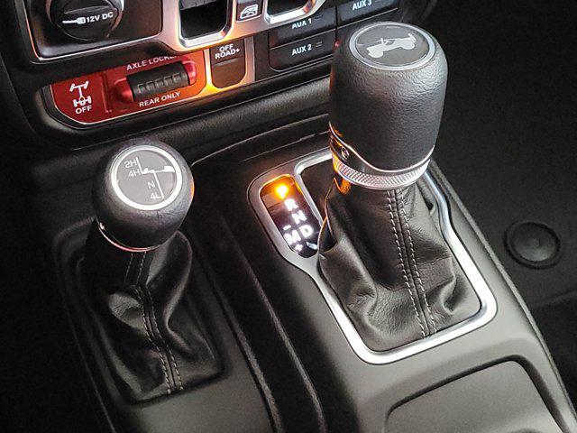 new 2025 Jeep Wrangler car, priced at $43,052