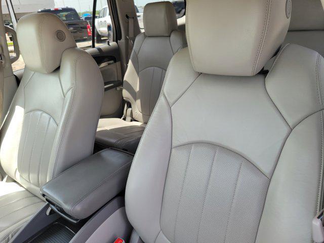 used 2015 Buick Enclave car, priced at $10,994
