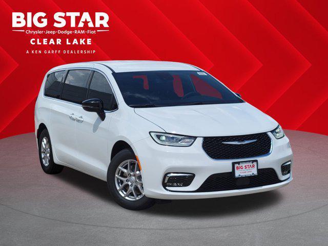new 2026 Chrysler Pacifica car, priced at $35,986