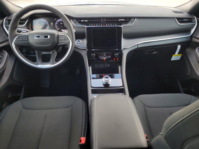 new 2025 Jeep Grand Cherokee car, priced at $29,450