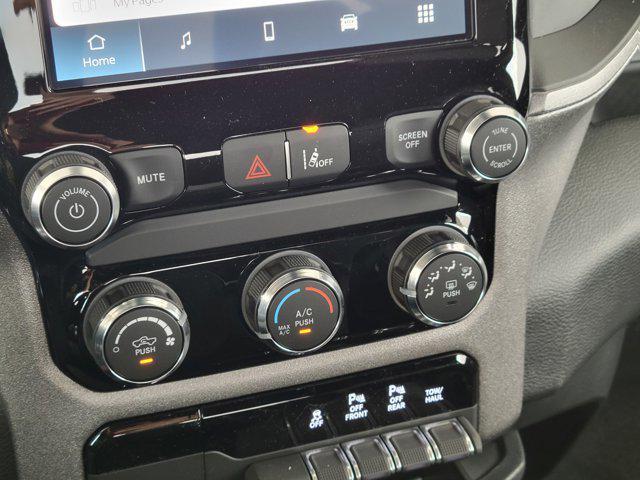 new 2025 Ram 1500 car, priced at $32,832