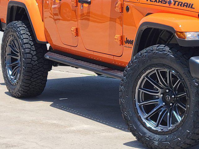 new 2025 Jeep Gladiator car, priced at $47,684