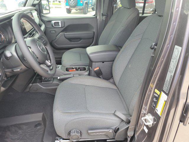 new 2025 Jeep Wrangler car, priced at $45,711