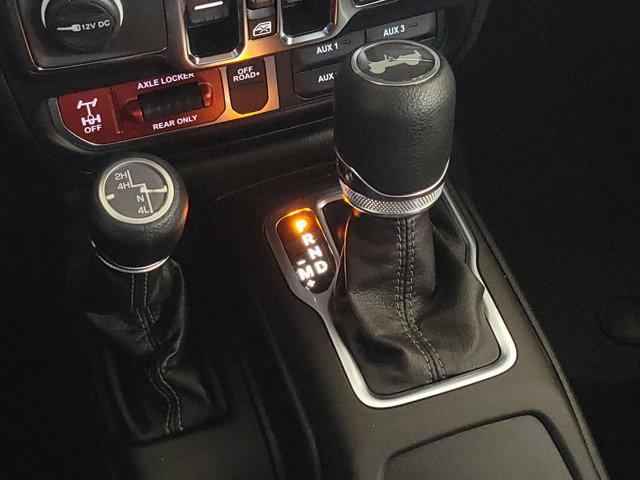 new 2025 Jeep Wrangler car, priced at $45,711