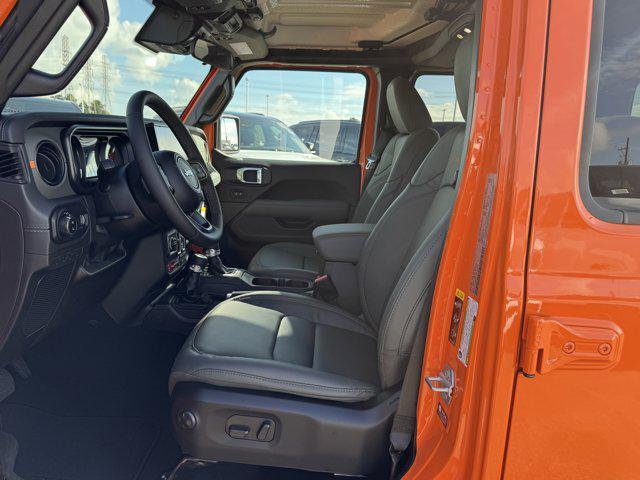 new 2025 Jeep Gladiator car, priced at $44,487