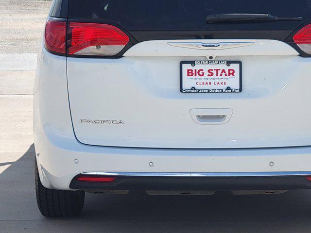 used 2020 Chrysler Pacifica car, priced at $16,899