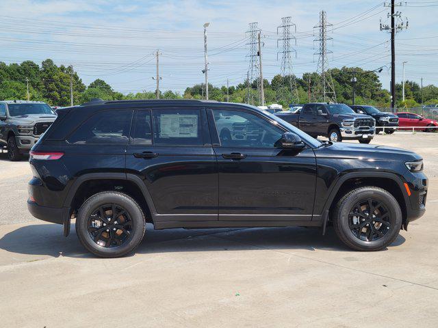 new 2025 Jeep Grand Cherokee car, priced at $33,180