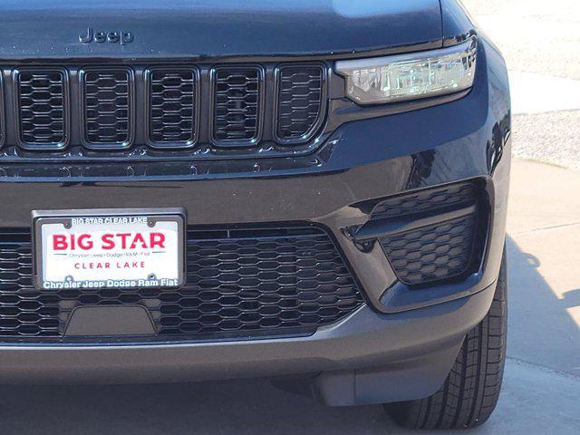 new 2025 Jeep Grand Cherokee car, priced at $33,180
