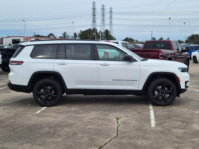 new 2025 Jeep Grand Cherokee L car, priced at $38,395