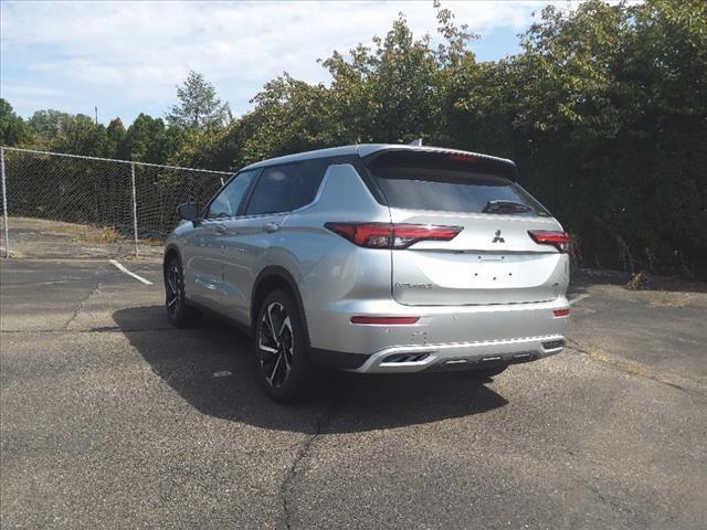 new 2024 Mitsubishi Outlander car, priced at $37,740