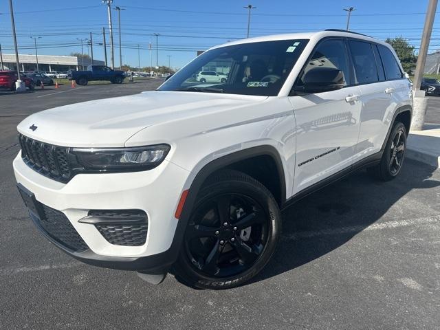 used 2023 Jeep Grand Cherokee car, priced at $36,900