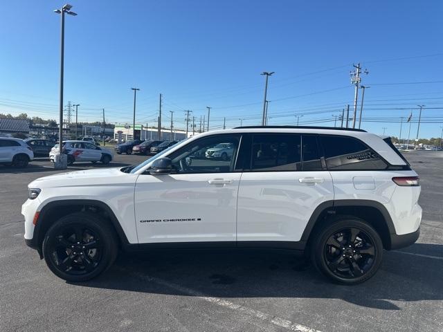 used 2023 Jeep Grand Cherokee car, priced at $36,900