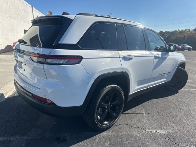 used 2023 Jeep Grand Cherokee car, priced at $36,900