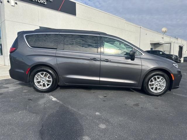 used 2022 Chrysler Pacifica car, priced at $23,200