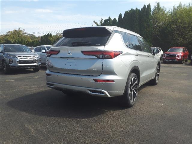 new 2024 Mitsubishi Outlander car, priced at $38,940