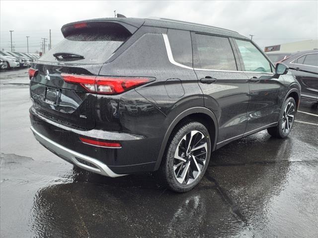 new 2024 Mitsubishi Outlander car, priced at $39,610