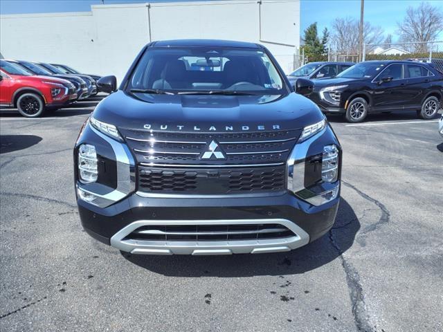 new 2024 Mitsubishi Outlander car, priced at $36,070