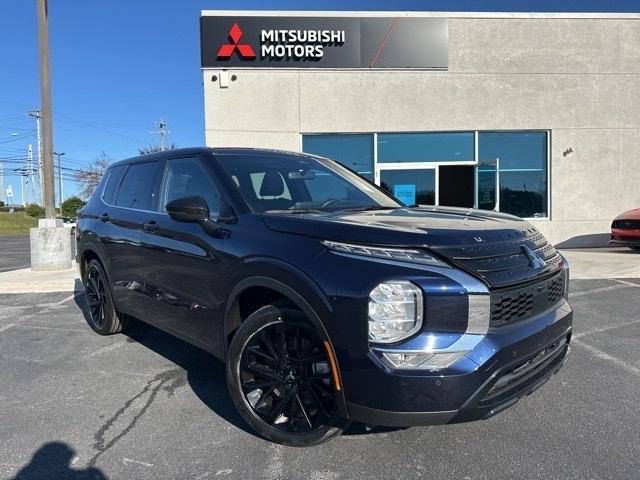 used 2022 Mitsubishi Outlander car, priced at $24,900