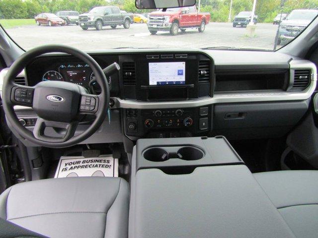 new 2024 Ford F-350 car, priced at $58,900