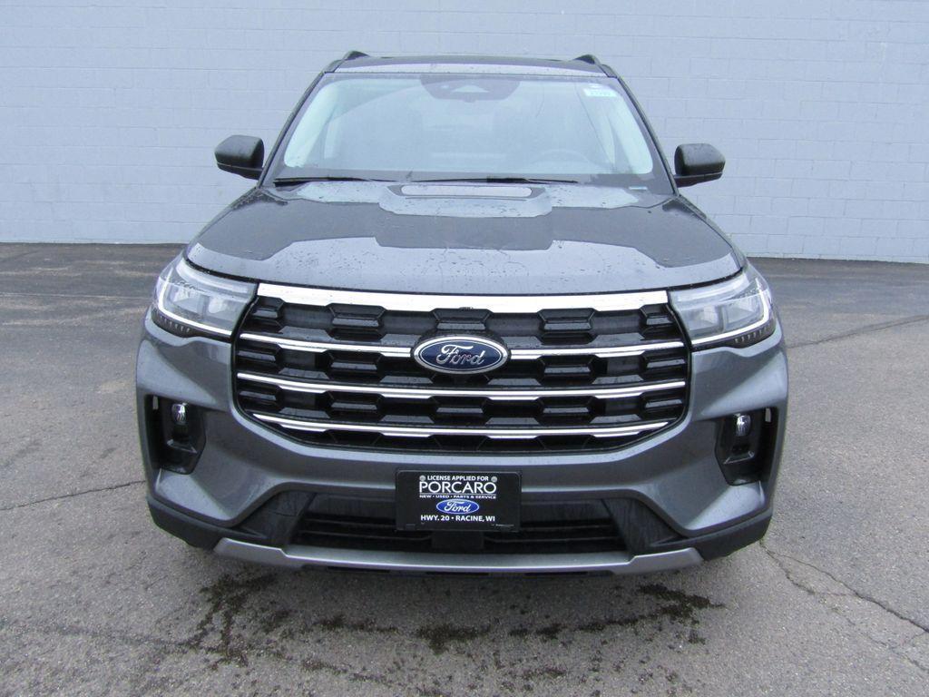 new 2025 Ford Explorer car, priced at $48,077