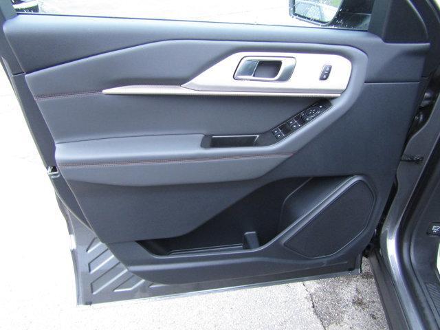 new 2025 Ford Explorer car, priced at $48,076
