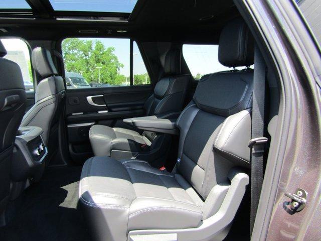 new 2025 Ford Expedition Max car, priced at $83,051