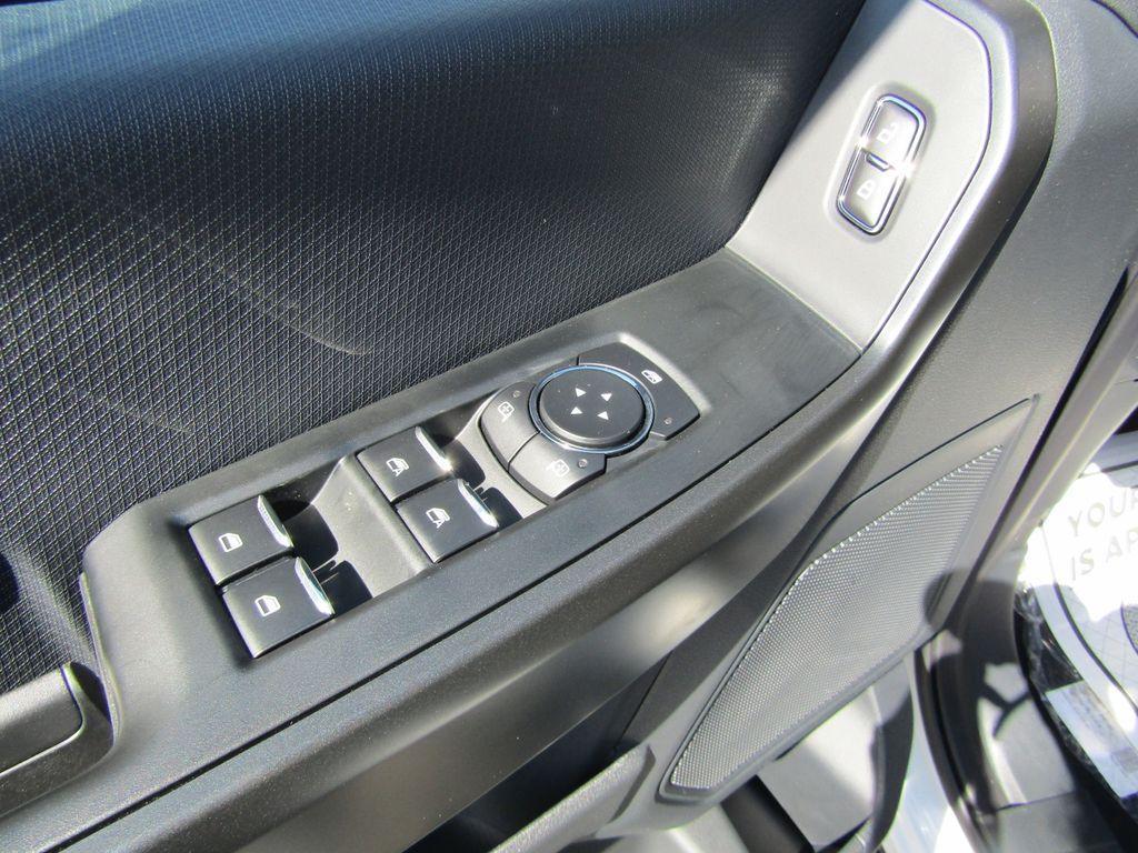 new 2025 Ford F-150 car, priced at $51,053
