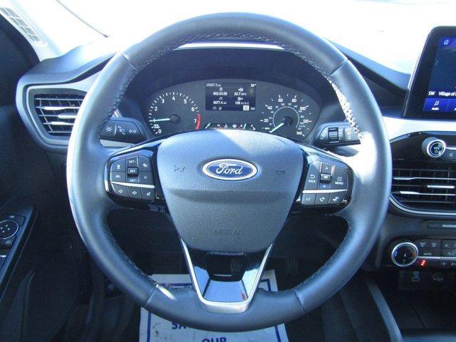 used 2022 Ford Escape car, priced at $25,377