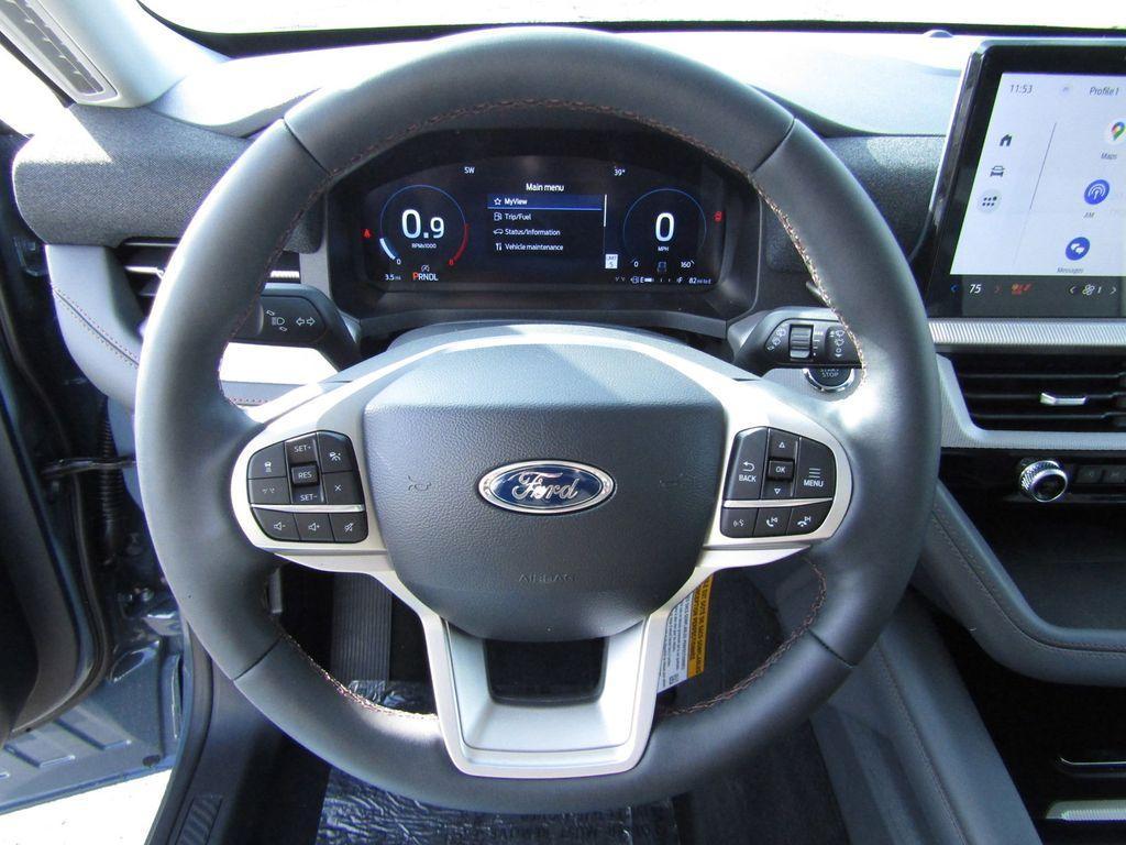 new 2025 Ford Explorer car, priced at $48,370