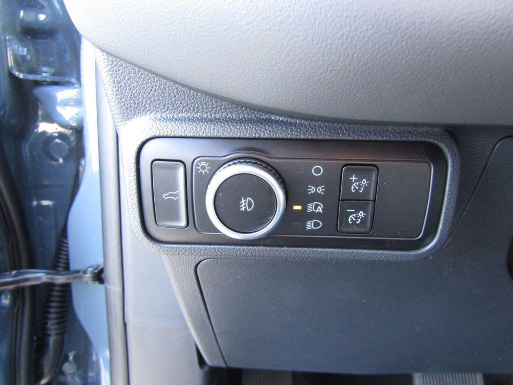 new 2025 Ford Explorer car, priced at $48,370