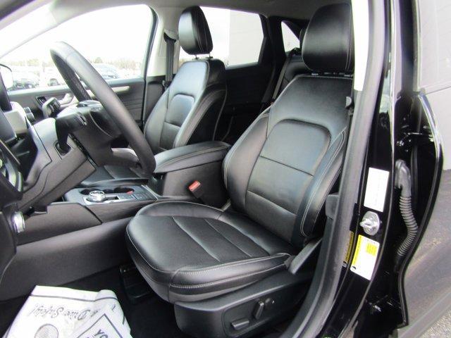 used 2022 Ford Escape car, priced at $25,226