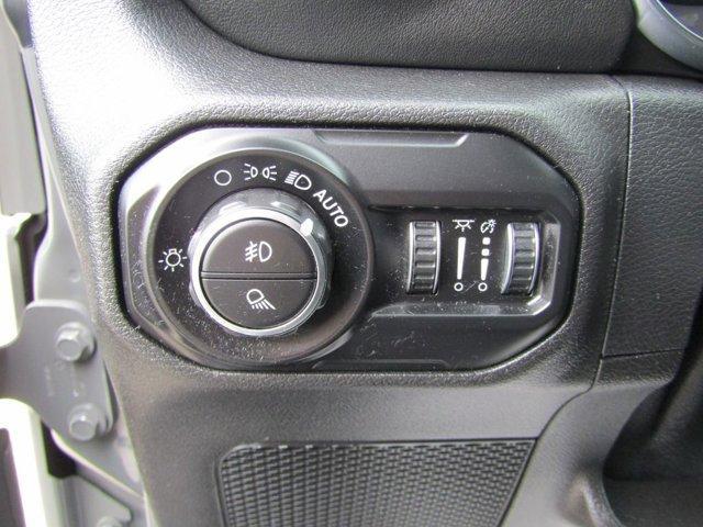 used 2021 Jeep Gladiator car, priced at $34,192