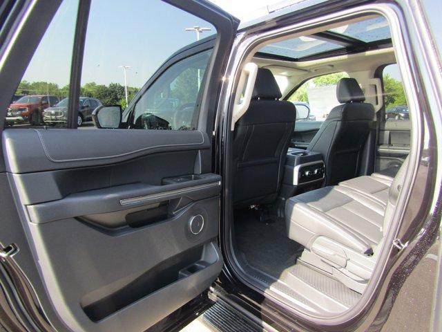 new 2024 Ford Expedition Max car, priced at $75,689