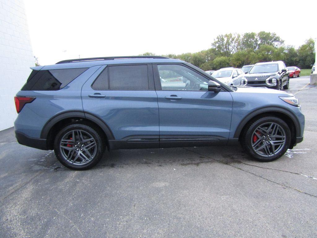 new 2025 Ford Explorer car, priced at $57,450