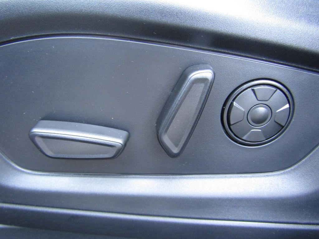 new 2025 Ford Explorer car, priced at $57,450