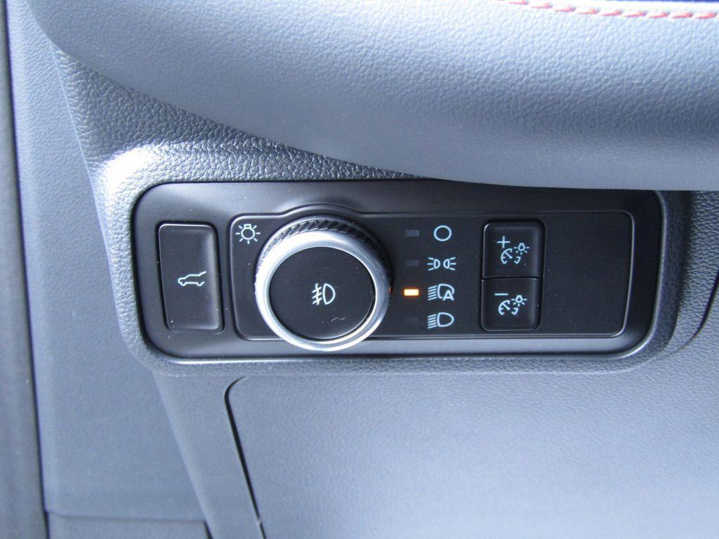 new 2025 Ford Explorer car, priced at $47,347