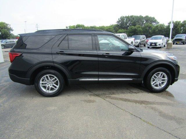 new 2025 Ford Explorer car, priced at $42,661
