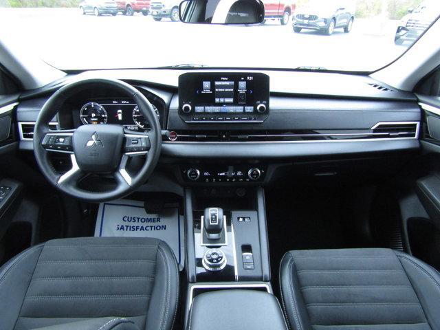 used 2023 Mitsubishi Outlander PHEV car