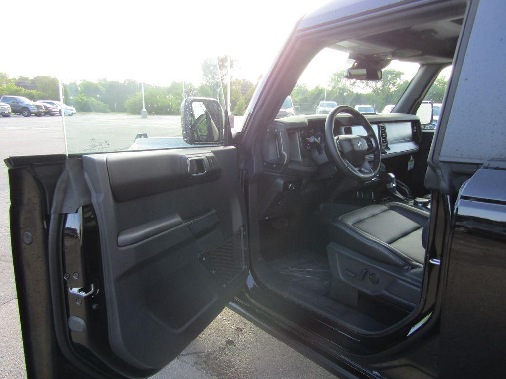 new 2025 Ford Bronco car, priced at $59,520