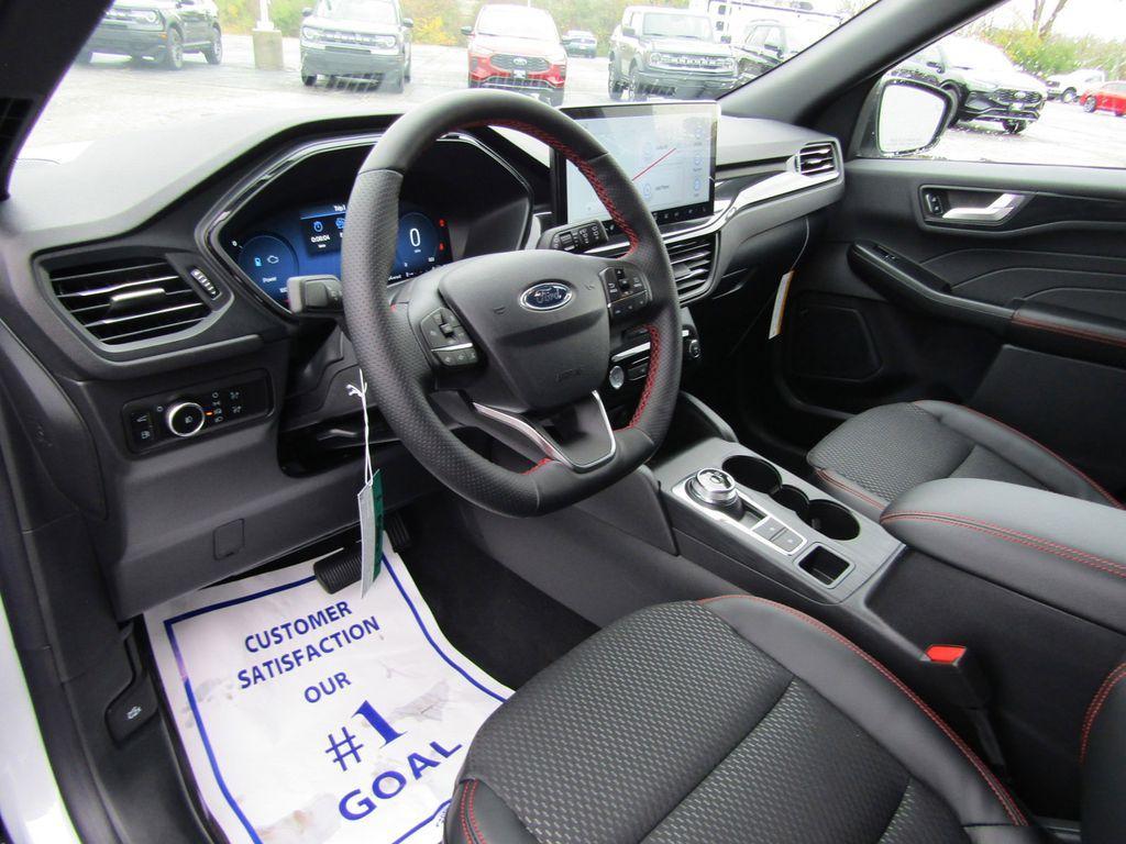 new 2025 Ford Escape car, priced at $38,687