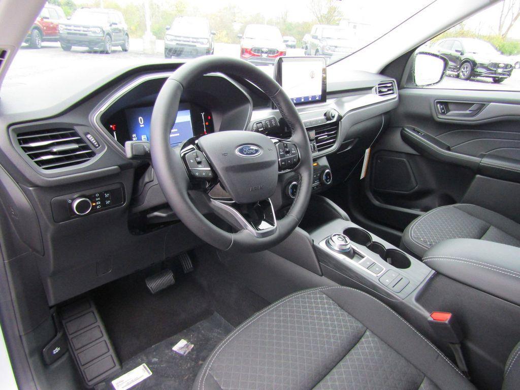 new 2025 Ford Escape car, priced at $31,183