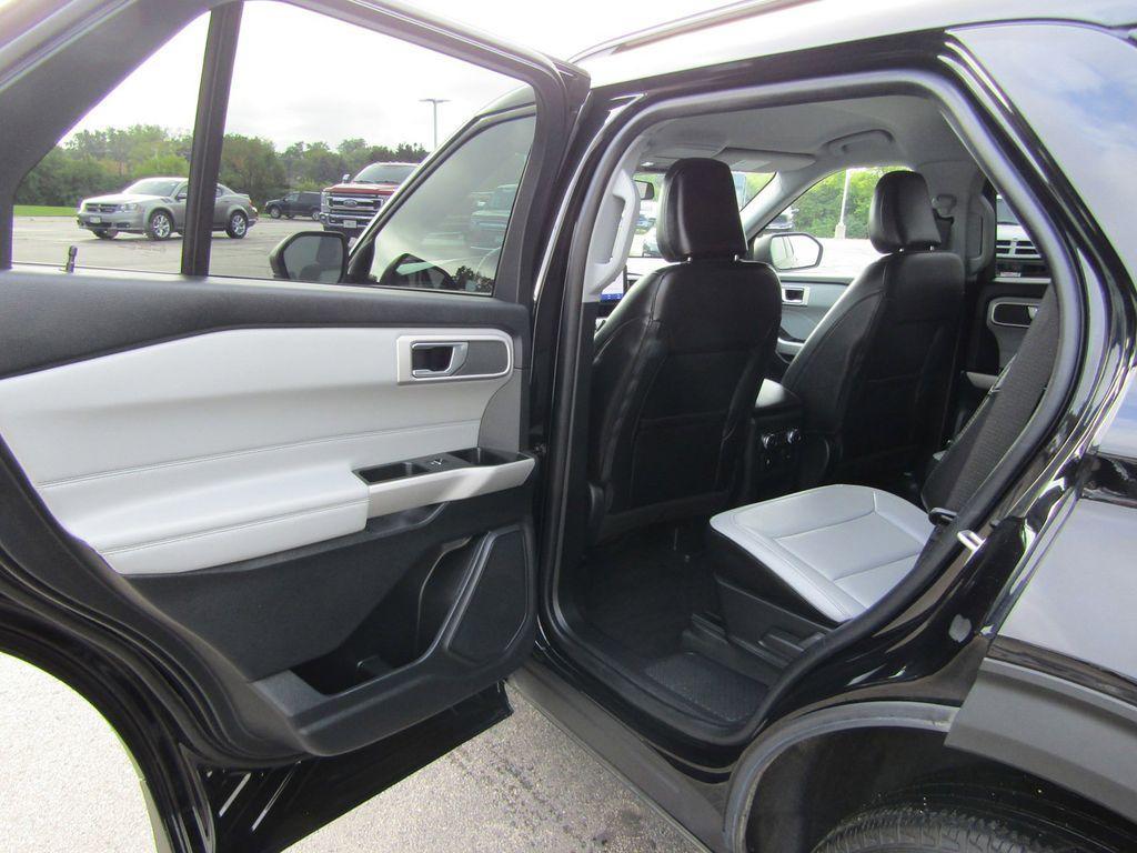 used 2021 Ford Explorer car, priced at $33,298