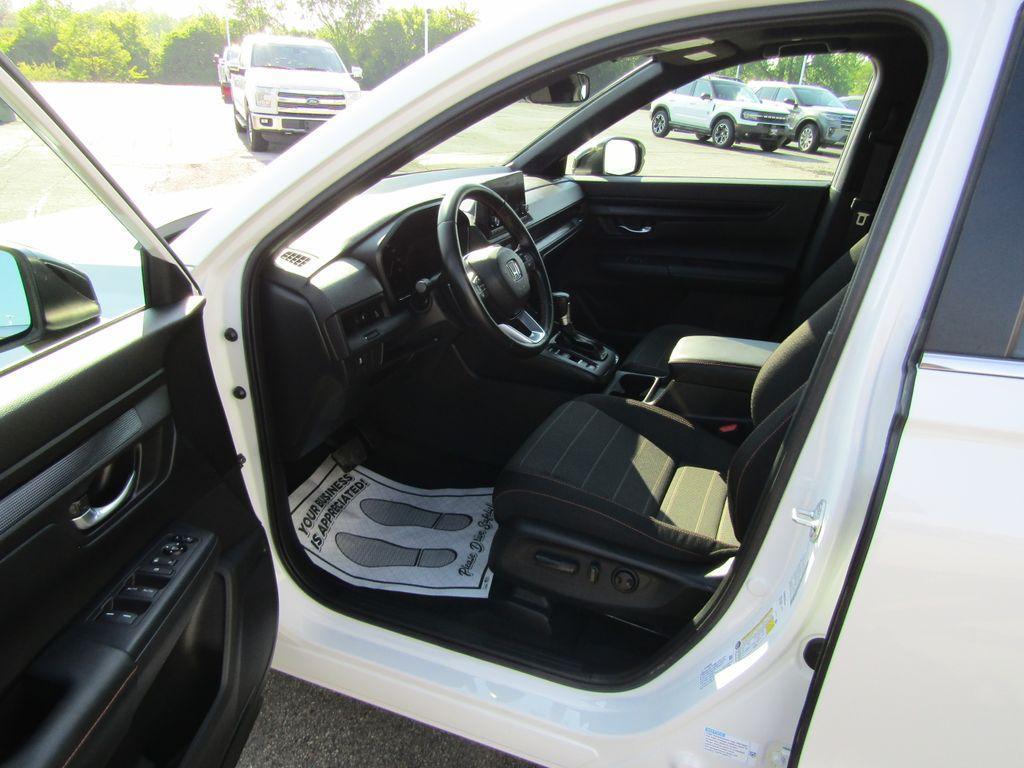 used 2025 Honda CR-V Hybrid car, priced at $35,667
