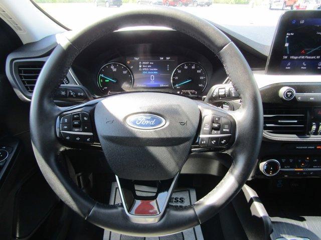 used 2022 Ford Escape car, priced at $24,996