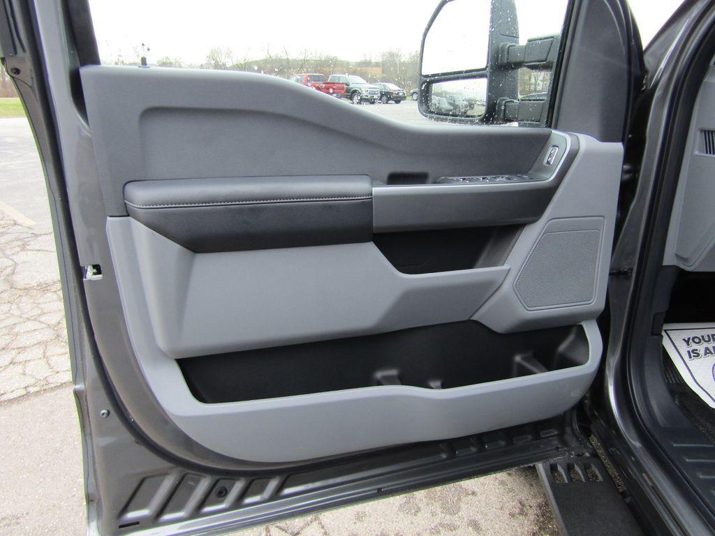 new 2025 Ford F-350 car, priced at $62,354