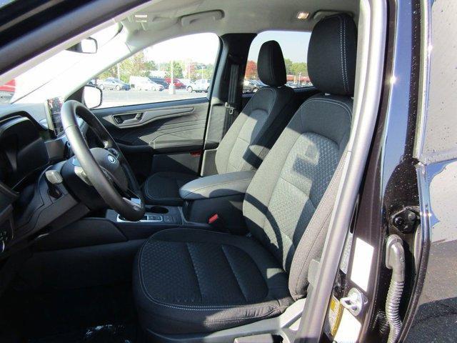 new 2025 Ford Escape car, priced at $31,043