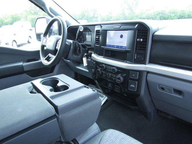 new 2025 Ford F-250 car, priced at $70,532